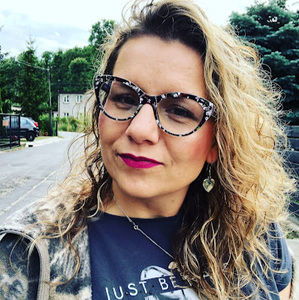 Meet your Posher, Milena